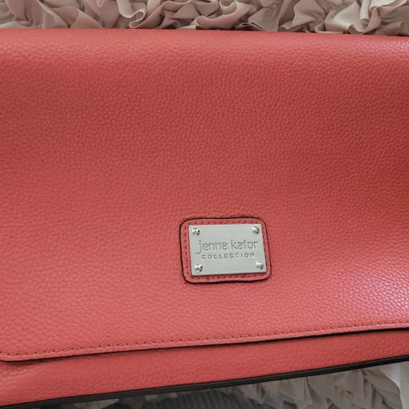 JENNA KATOR Michigan Contemporary Handbag Designer. Adjustable straps - Picture 11 of 16